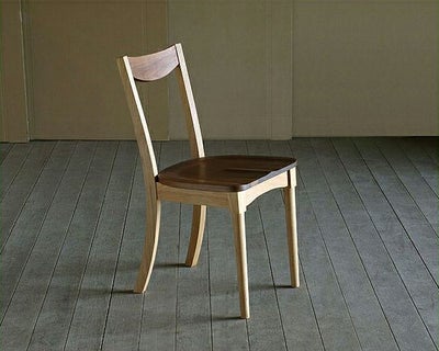 無垢の木製チェアー【ミッドセンチュリー】（肘無し椅子）_詳細01