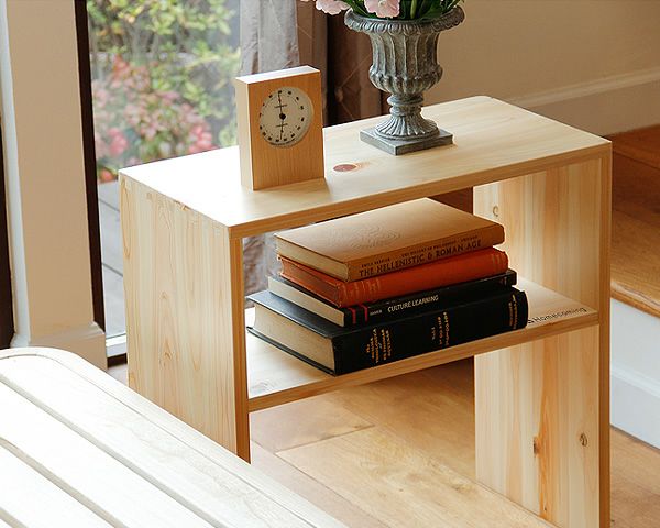 広島の家具職人が手づくりの北欧風木製テーブ ナイトテーブル｜ナイト
