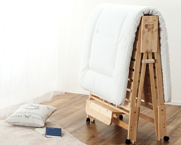 ひのき折りたたみベッド　程度B 出し入れ簡単！折り畳みが驚くほど軽くてスムーズ すのこベッド