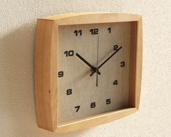 ラ・ルース　掛け時計　ラウンドクロック　木製　ナチュラル La Luz（ラルース）フォルムクロックナチュラル 掛け時計｜掛け時計