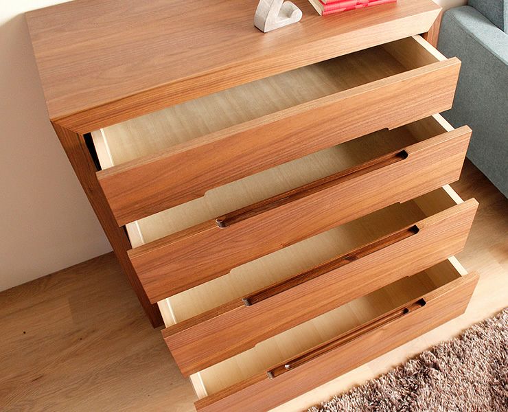 上質な存在感のある木製リビングチェスト・タンス(4段)_詳細03