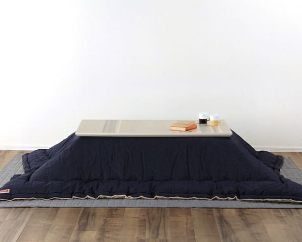 豊かな木目の表情がお部屋のアクセントになるこたつ