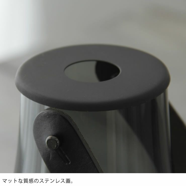 マットな質感のステンレス蓋のランタン