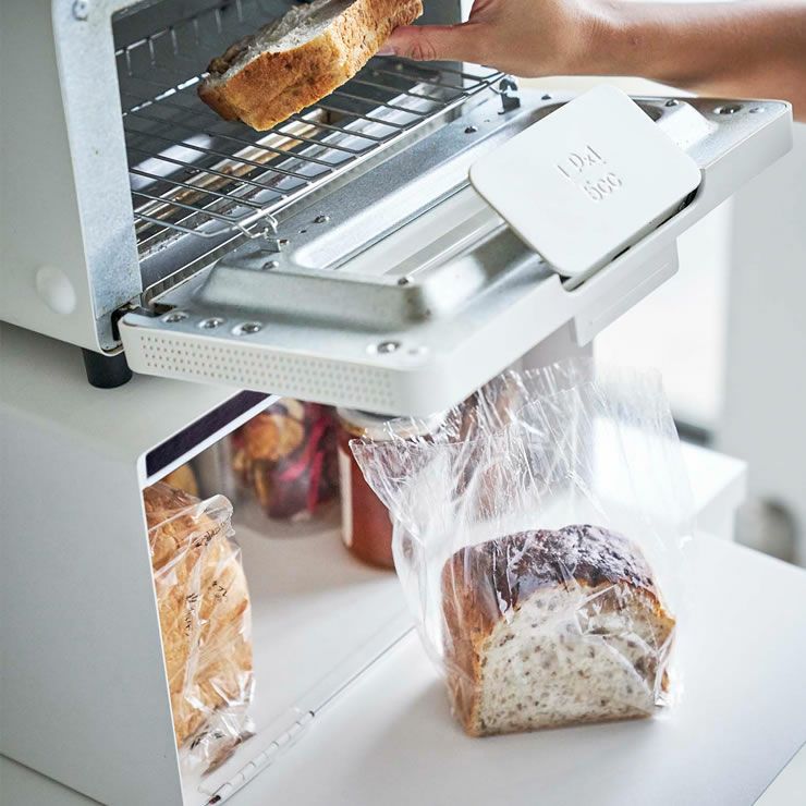 山崎実業ブレッドケースtower（タワー）はパンや調味料、お菓子などの定位置を作る暮らしに馴染むブレッドケース