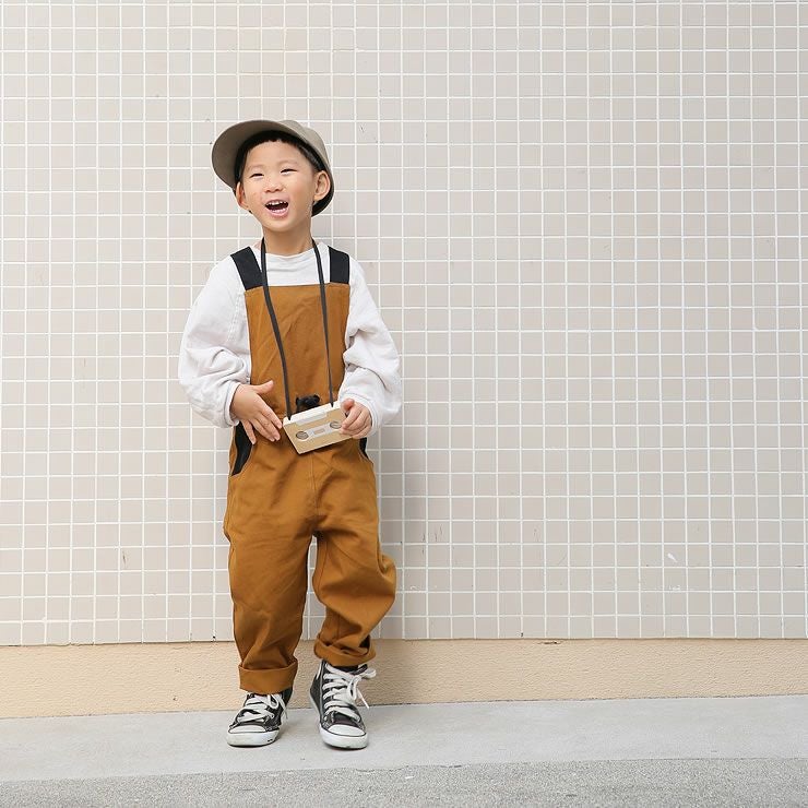 木のおもちゃテレイドスコープはいつもの公園やお散歩がより楽しくなるアイテムです。