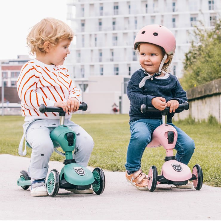 スクート&ライド ヘルメット「Scoot ベビーグッズ・おもちゃ｜おもちゃ