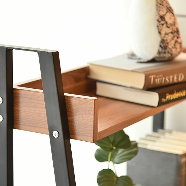 スタイリッシュな4段ラック（67cm幅）※ 本棚・シェルフ｜本棚