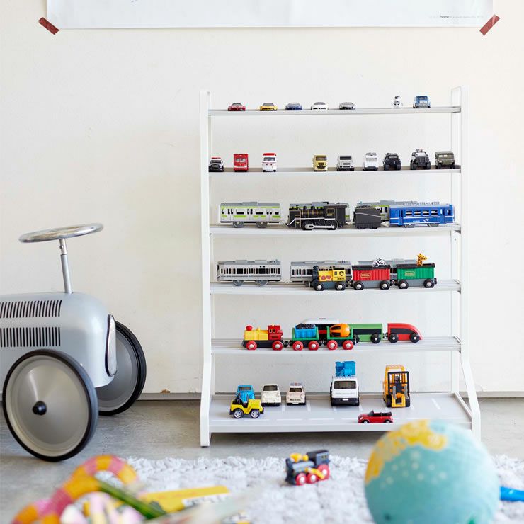 お子さまと楽しく飾りながらお片付けができる山崎実業ミニカー＆レールトイラック TOWER（タワー）
