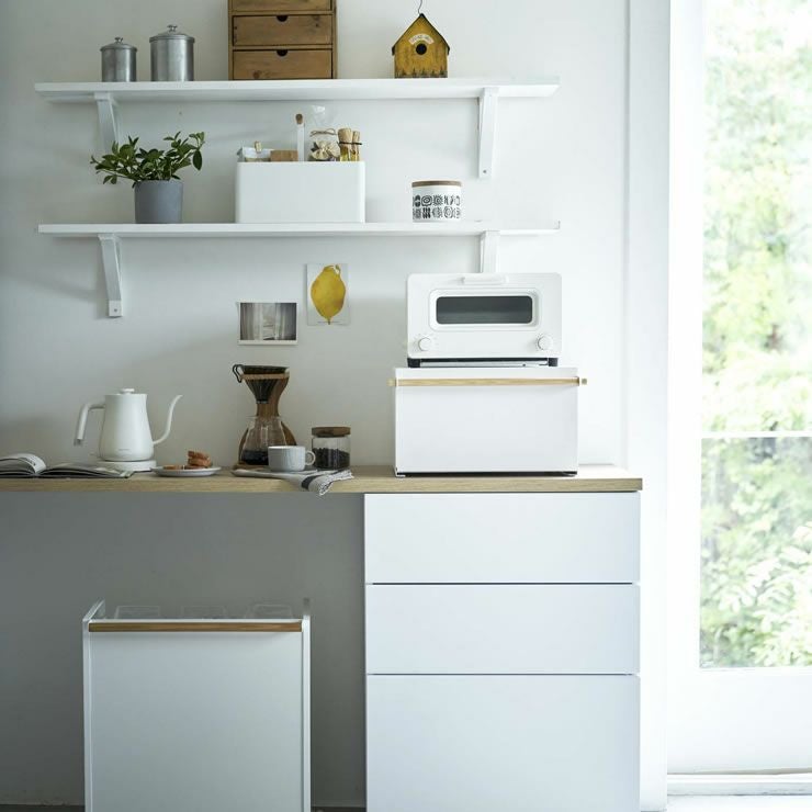 北欧風カフェのようなおしゃれな空間を演出してくれる山崎実業ブレッドケース　tosca（トスカ）