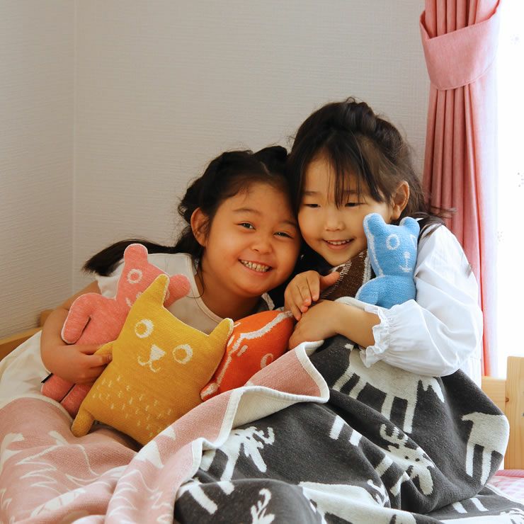 KLIPPAN（クリッパン）カドリーベアズは肌触りが気持ちよくお洗濯もできるため長く愛されるギフトとして人気