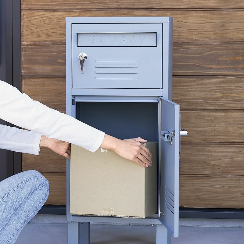 宅配ボックス付ポスト ロッカーの使用イメージ