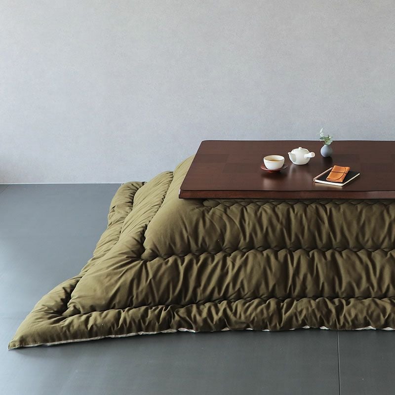 存在感のある和モダンこたつのイメージ（側面）