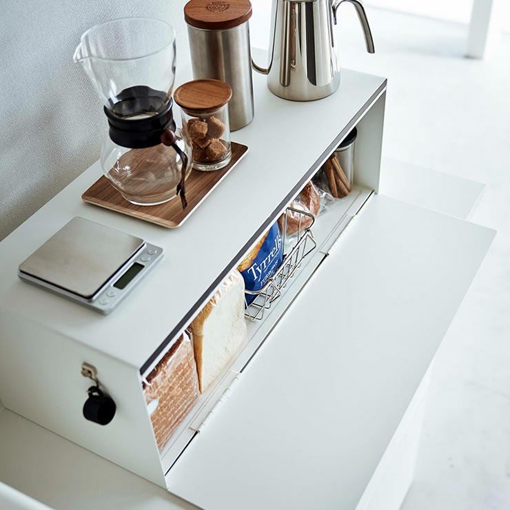 山崎実業ブレッドケースワイドは上に10キロ以下のものを載せられます