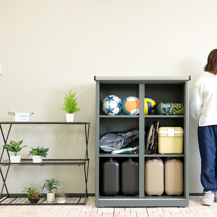 デザイン性と機能性に優れたハイタイプ の物置