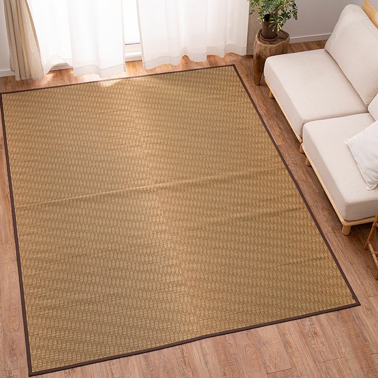 使いやすいデザインの国産い草ラグ（191×250cm）のイメージ