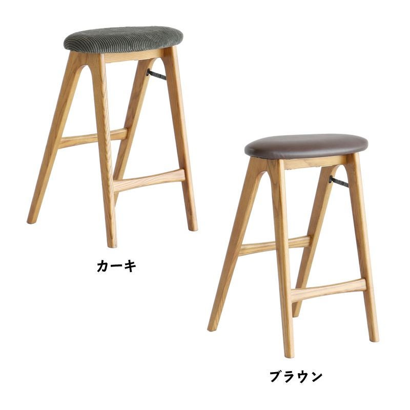 コーデュロイ生地の「カーキ」と汚れに強いフェイクレザーの「ブラウン」