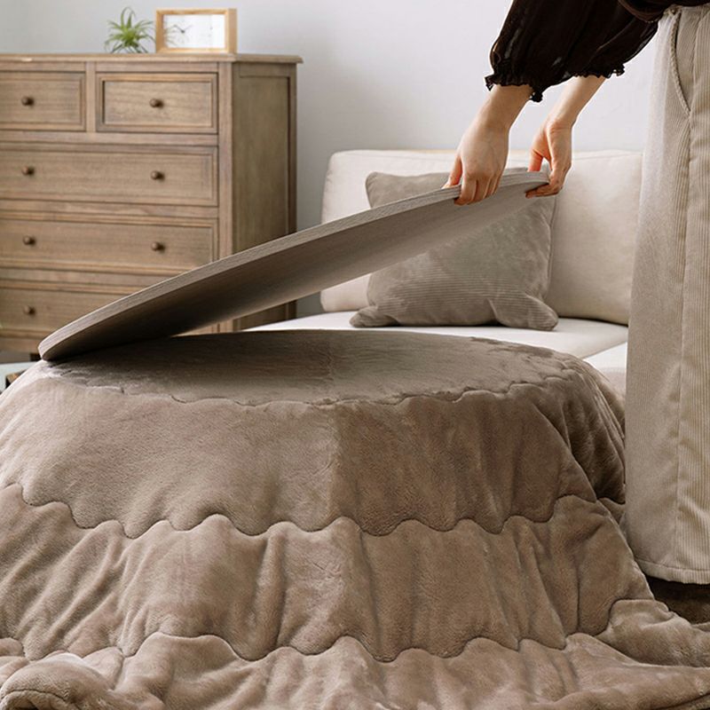 やさしいなめらかな肌触りのコタツ布団