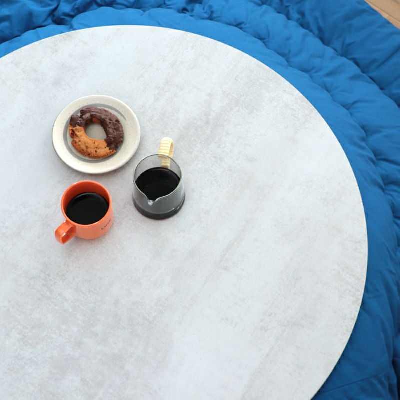 丈夫でキズつきにくくお手入れ簡単なこたつ