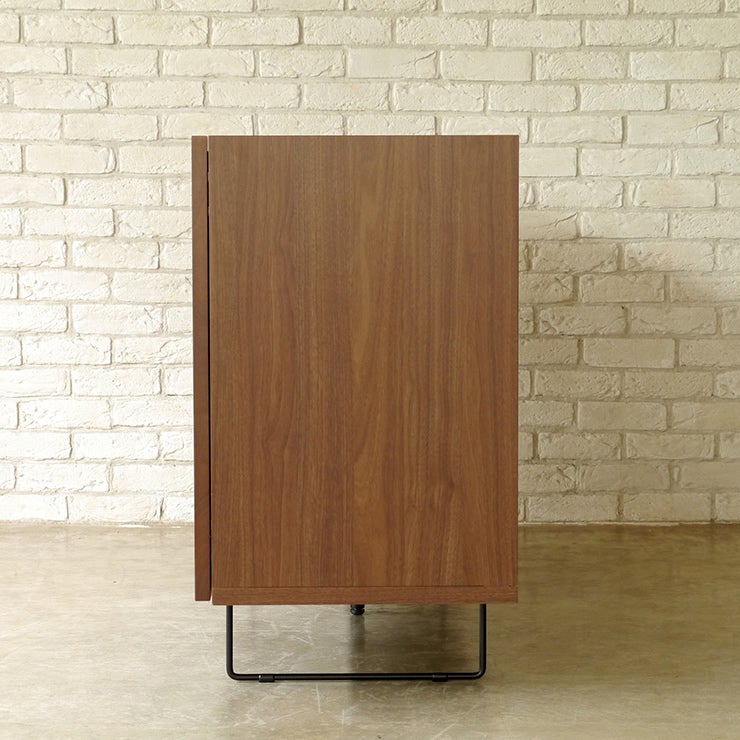 リビングボードの側面イメージ