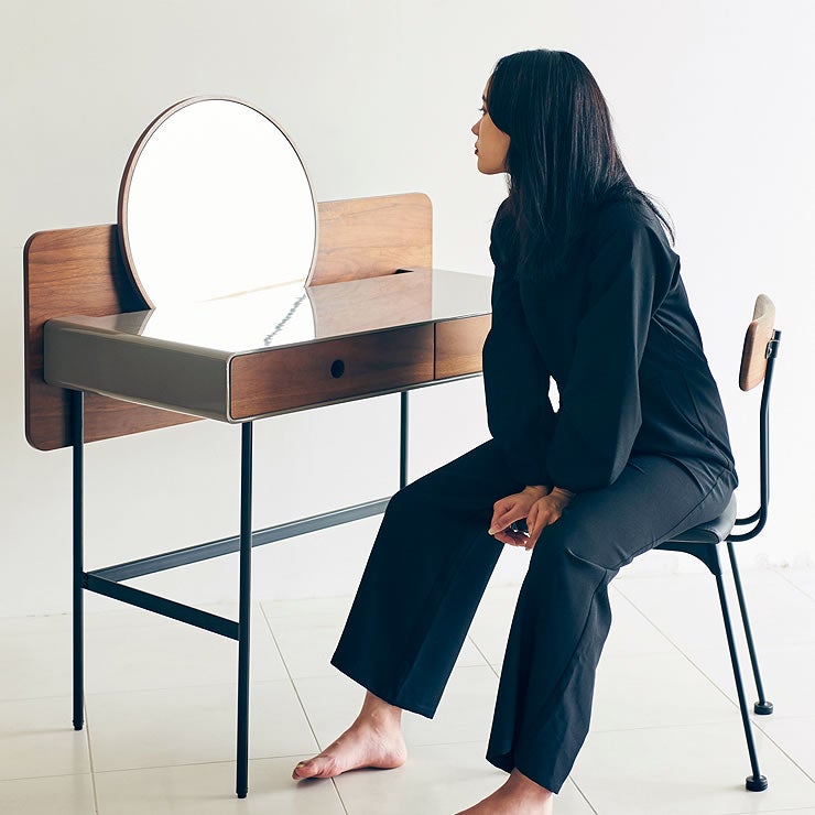 おしゃれなドレッシングテーブル