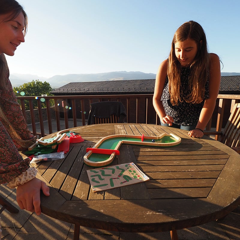 お出かけ先でも遊べるミニゲームピッチ＆プラックス