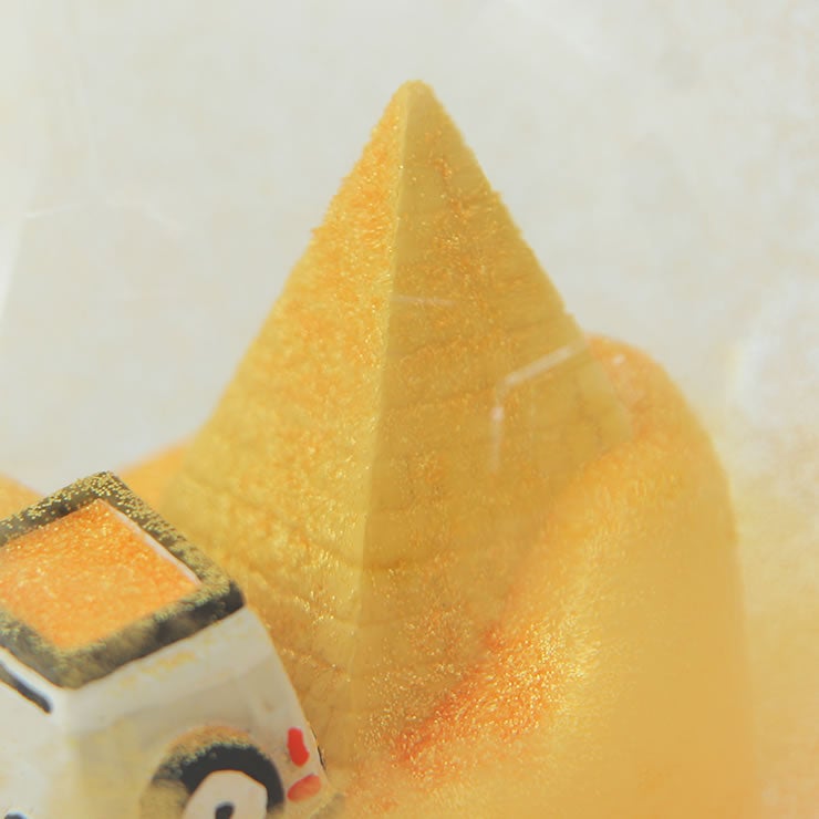 FOUND SOUVENIRスノーグローブのピラミッド
